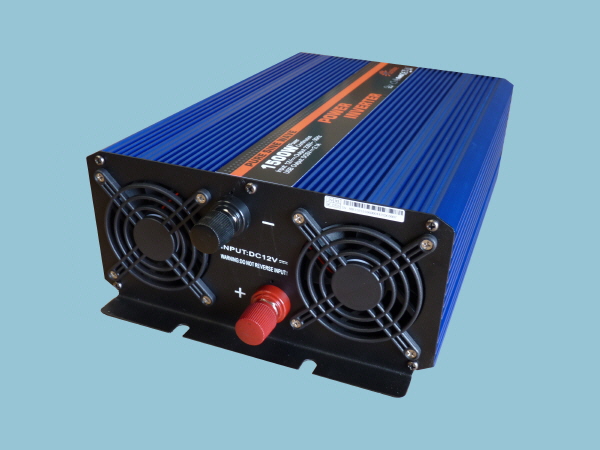 Pure Sine 1500 Watt Power Inverter 12 Volt DC to 120V AC