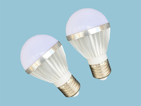 7W-12V DC LED Light Bulbs - Twin Pack